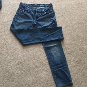 7 for all mankind Roxanne skinny jeans- size 30